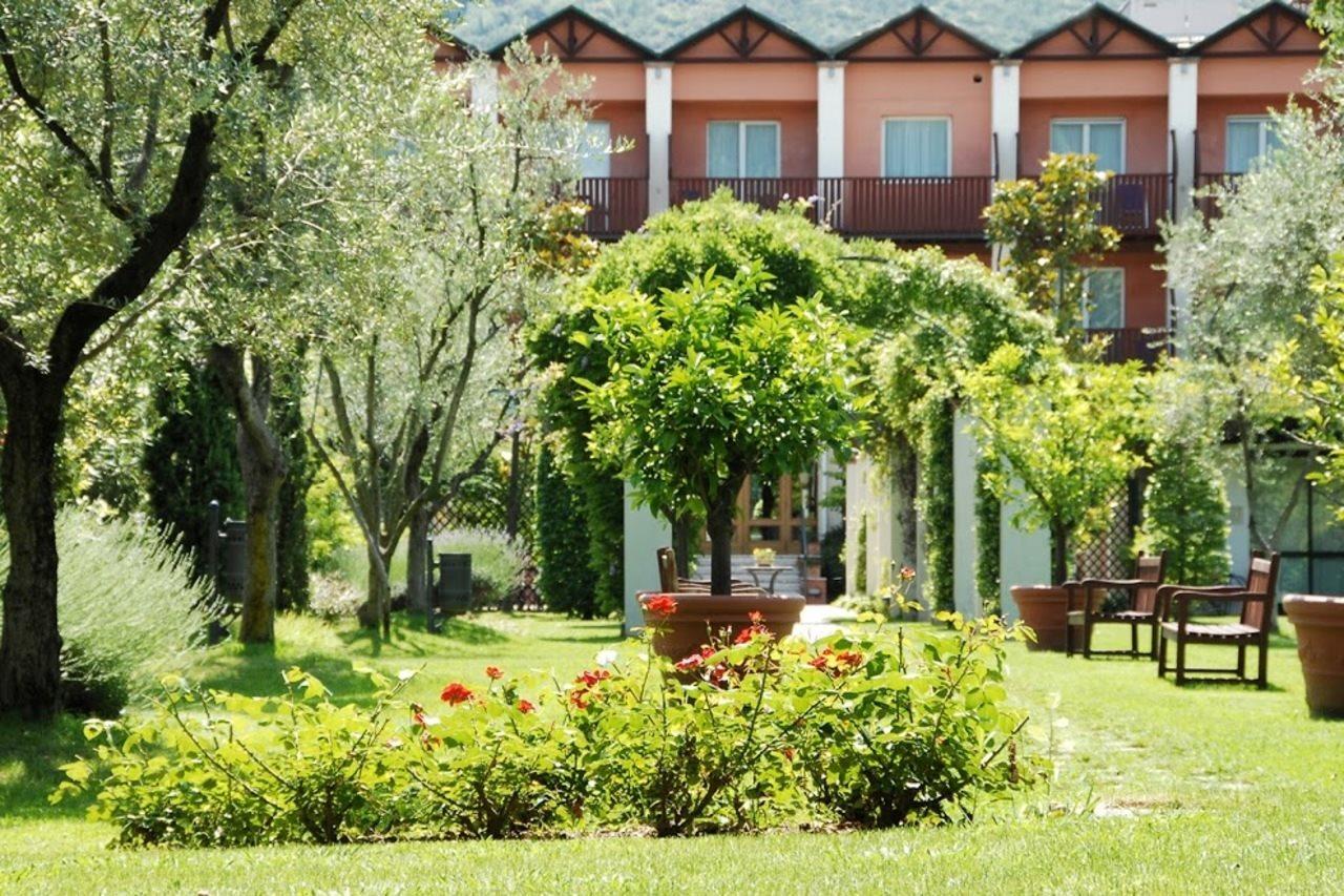 Iseo Lago Hotel Kültér fotó